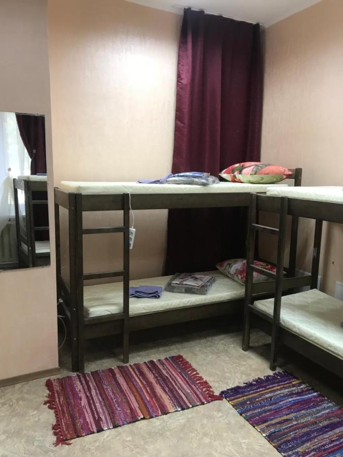 Ararat-Demeevskaya Hostel キエフ エクステリア 写真