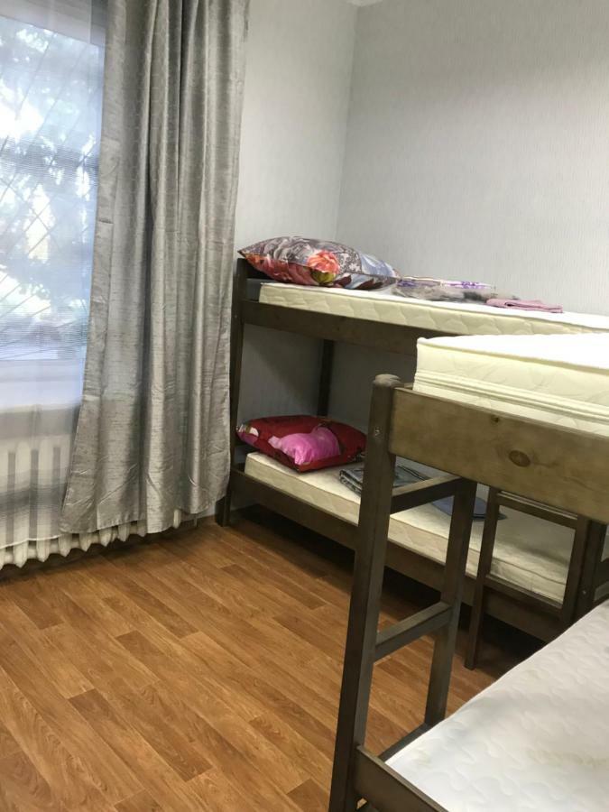 Ararat-Demeevskaya Hostel キエフ エクステリア 写真