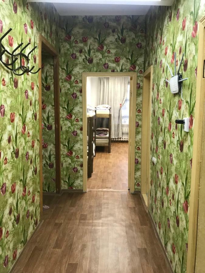 Ararat-Demeevskaya Hostel キエフ エクステリア 写真